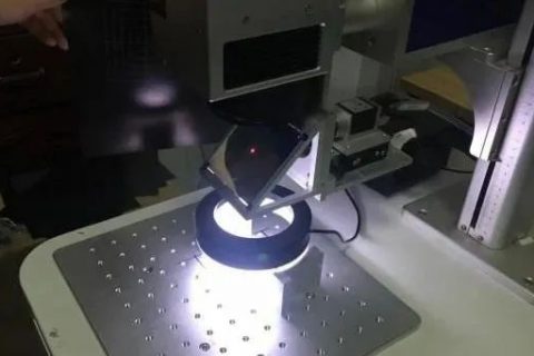 CCD視覺定位+激光技術(shù)，讓設(shè)備更加智能